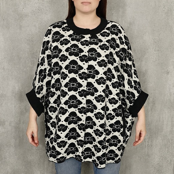 Missportscom Italy Black White Floral Knit Cocoon Cardigan Sweater Bow Back OS - Picture 1 of 12